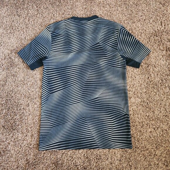 Real Madrid FC Soccer Jersey Adidas Parley Climalite Gradient Blue - Picture 6 of 7